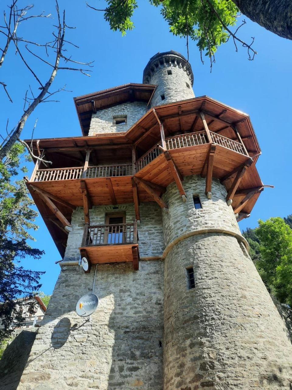 Il Castello Nel Bosco, Appartamento Torrente Шампорше Экстерьер фото